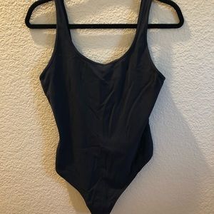 Lululemon Arise bodysuit